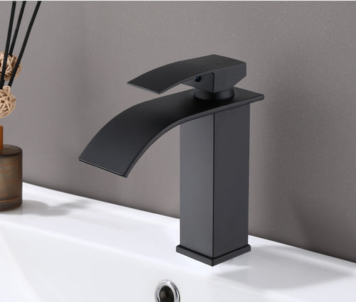 Badarmatur Wasserfall Wasserhahn Badezimmer Armatur Mischbatterie Schwarz GMF702
