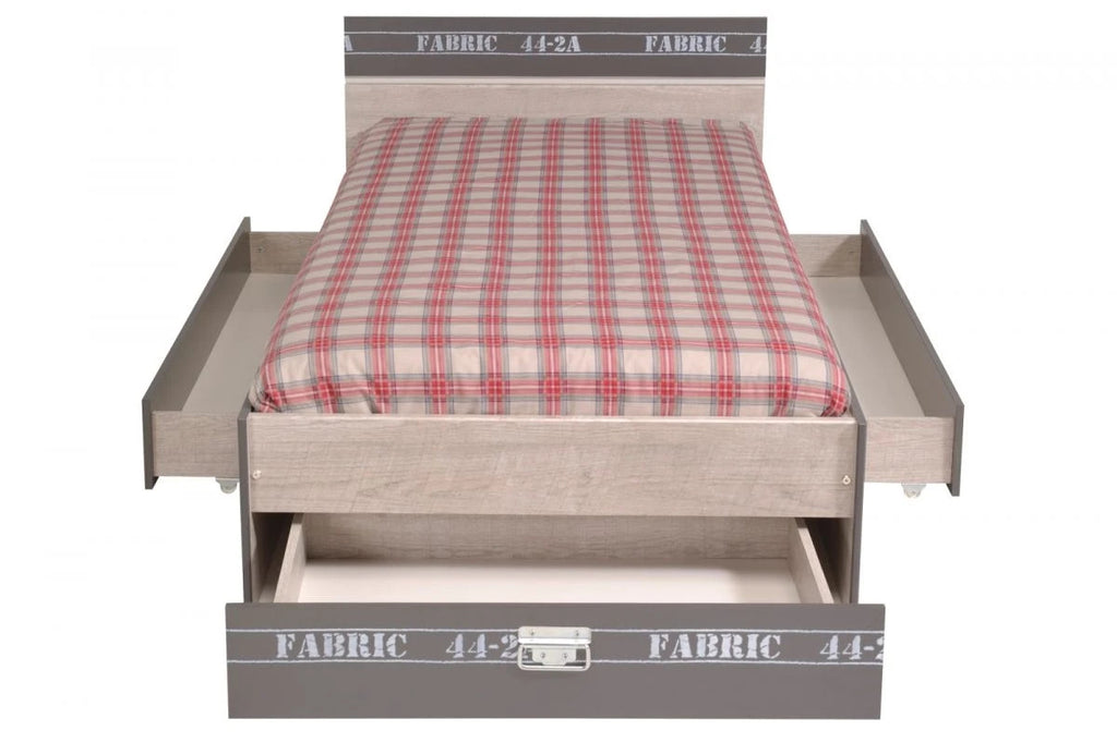"Fabric1"in Esche grau mit Stauraumbett, Kleiderschrank, Kommode und Nachttisch
